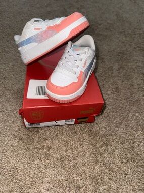 Puma Kids White and Coral Low-Top Sneakers with Iridescent Silver Accent